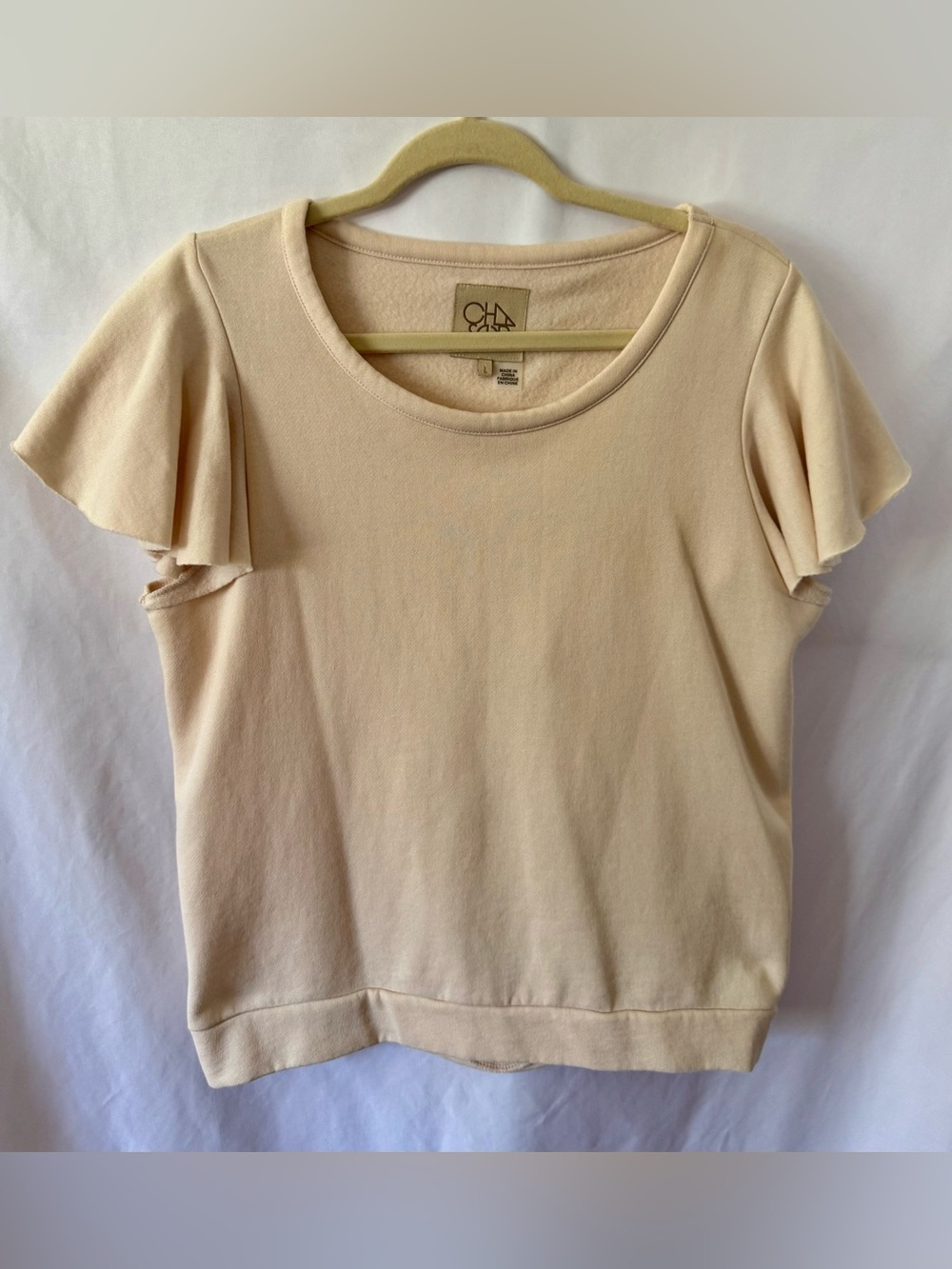 Chaser Women's Cream Short Ruffle Sleeve Pullover Open Back Sweatshirt Sz L